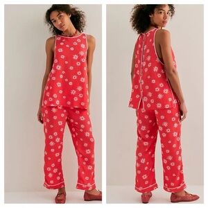 NWOT size 4 Free People Charlie Set - Poppy Combo